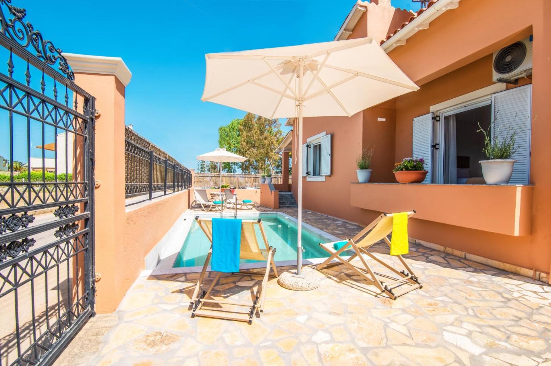 Villa Mandola By